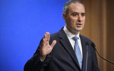 Legea blochează majorările de salarii și ajutoare sociale după ce datoria publică a atins 60,1% din PIB
