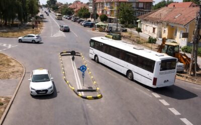Manevre multiple pentru camioane și autobuze într-un nou sens giratoriu din Carei