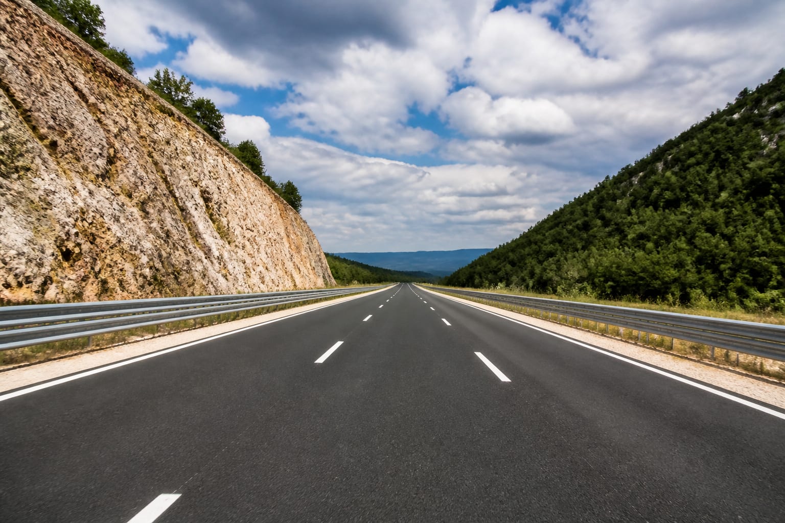 Primul tronson de autostradă din 2026 a fost deschis pe A3 Sălaj după o întârziere de peste doi ani