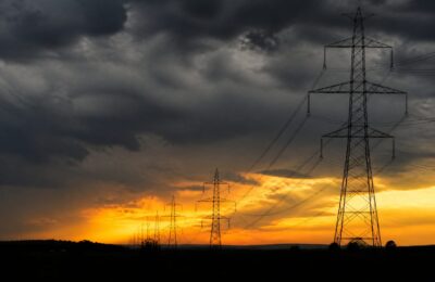 Sistemul energetic național a intrat în stare de urgență din cauza deficitului de producție