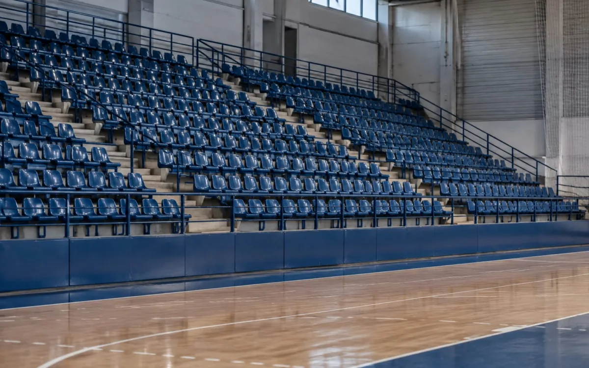 Tribunele goale din Timișoara
