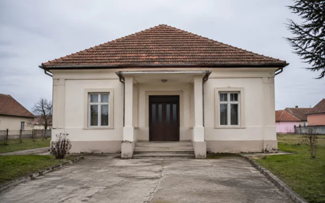 Sediul primăriei din Fibiș Timiș County
