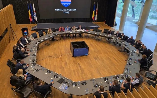 Membrii Consiliului